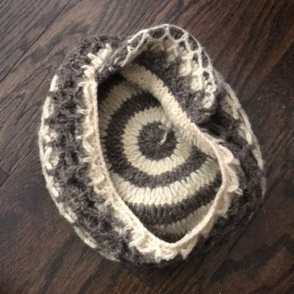 Knit Hat - Picture 2 of 3